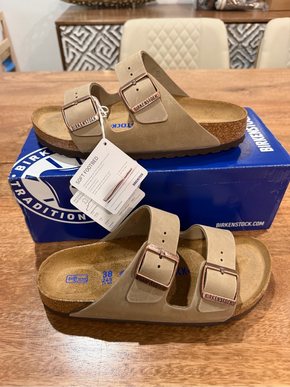 Birkenstock Arizona BS Tabacco Brown- Size 7W/5M BNIB- Narrow fit